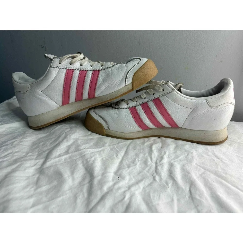 Adidas Samoa pink and white preppy shoe size 6